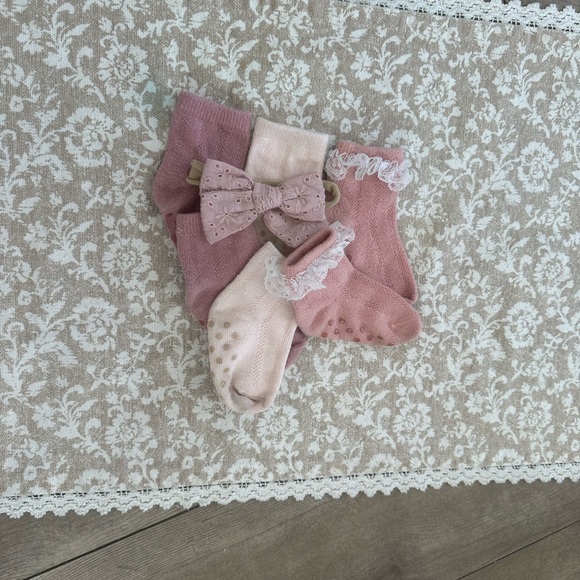 Rabbit Moon Organic Baby Girl Modern Boho Socks 3 Pairs & Bow 24 Months - Picture 9 of 15